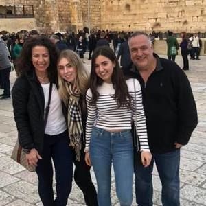 Meet your Posher, Daniel